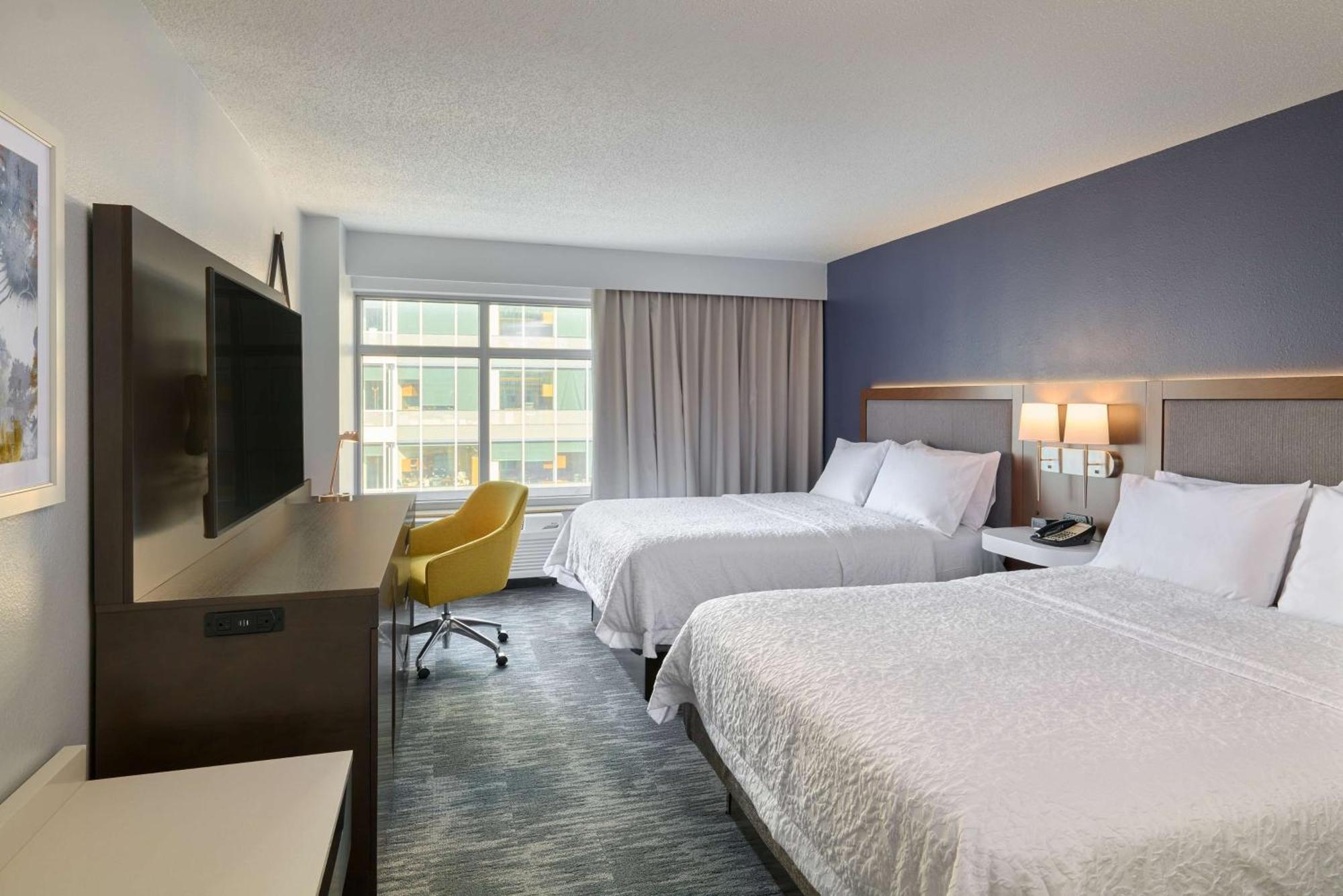 Hampton Dc - Convention Center 3*