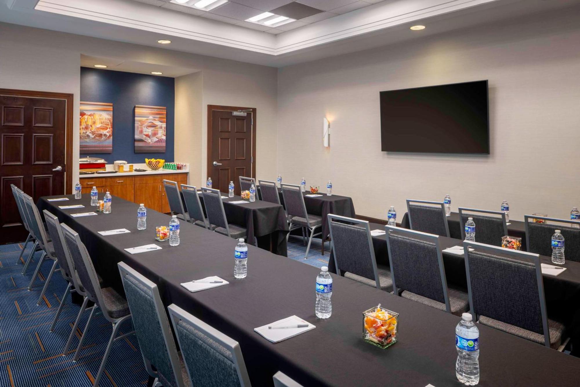 Hotel Hampton Dc - Convention Center 3*